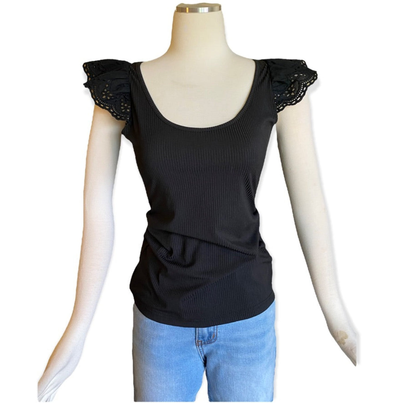 Summerland Eyelet Top