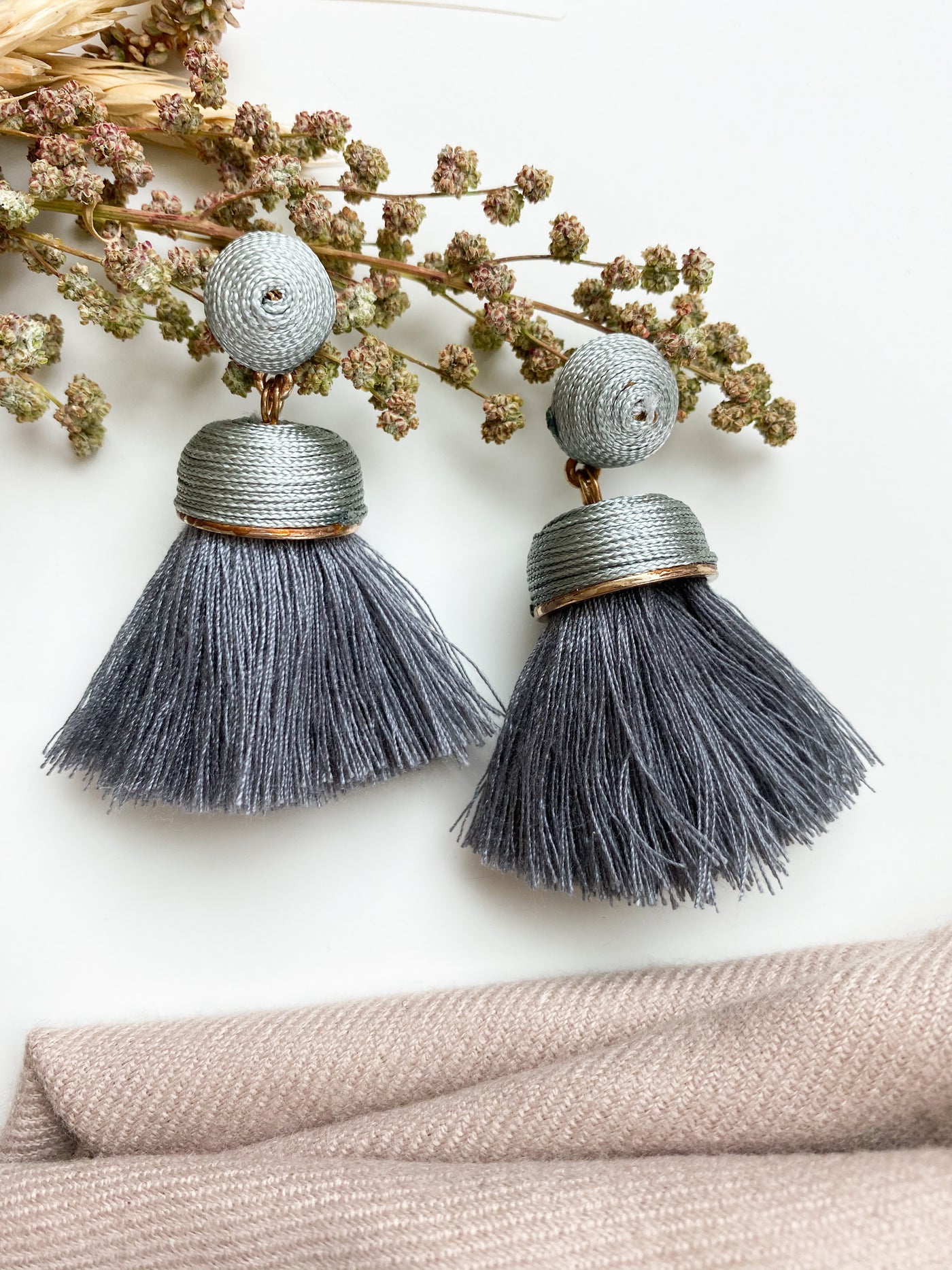 Saguaro Earring Grey