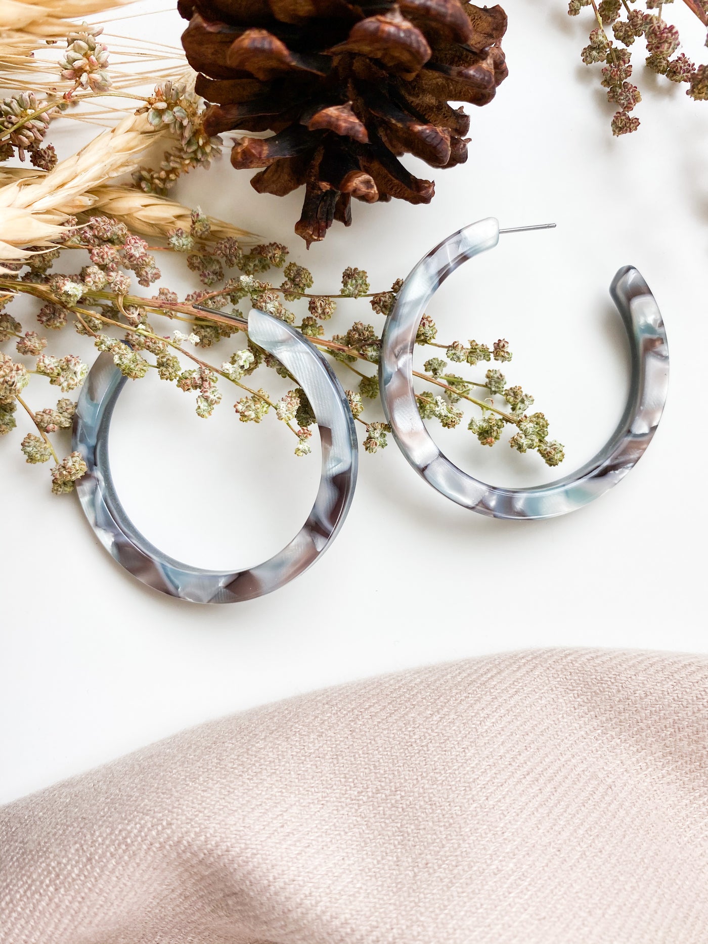 Party Time Earring Grey