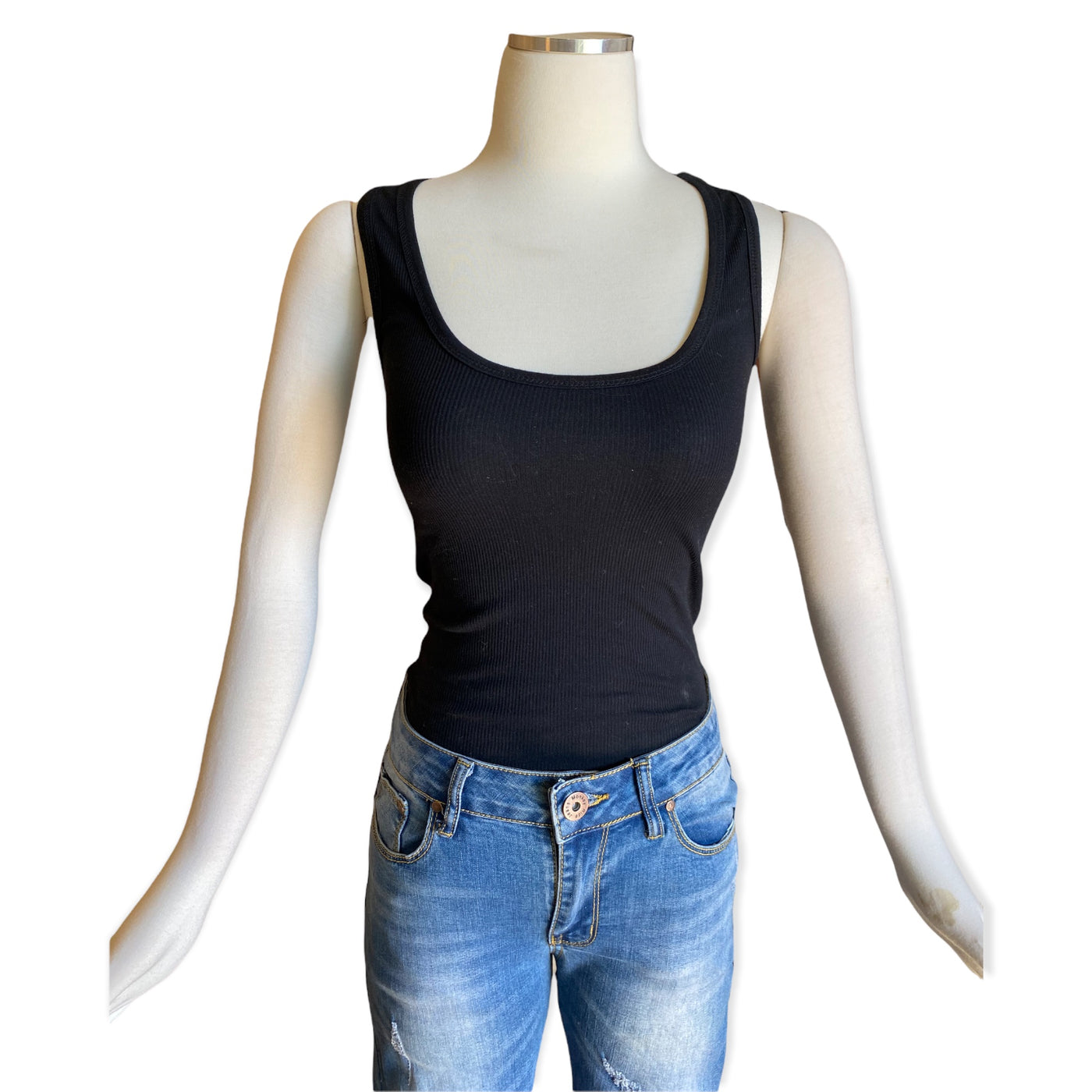 Avila Racerback Black