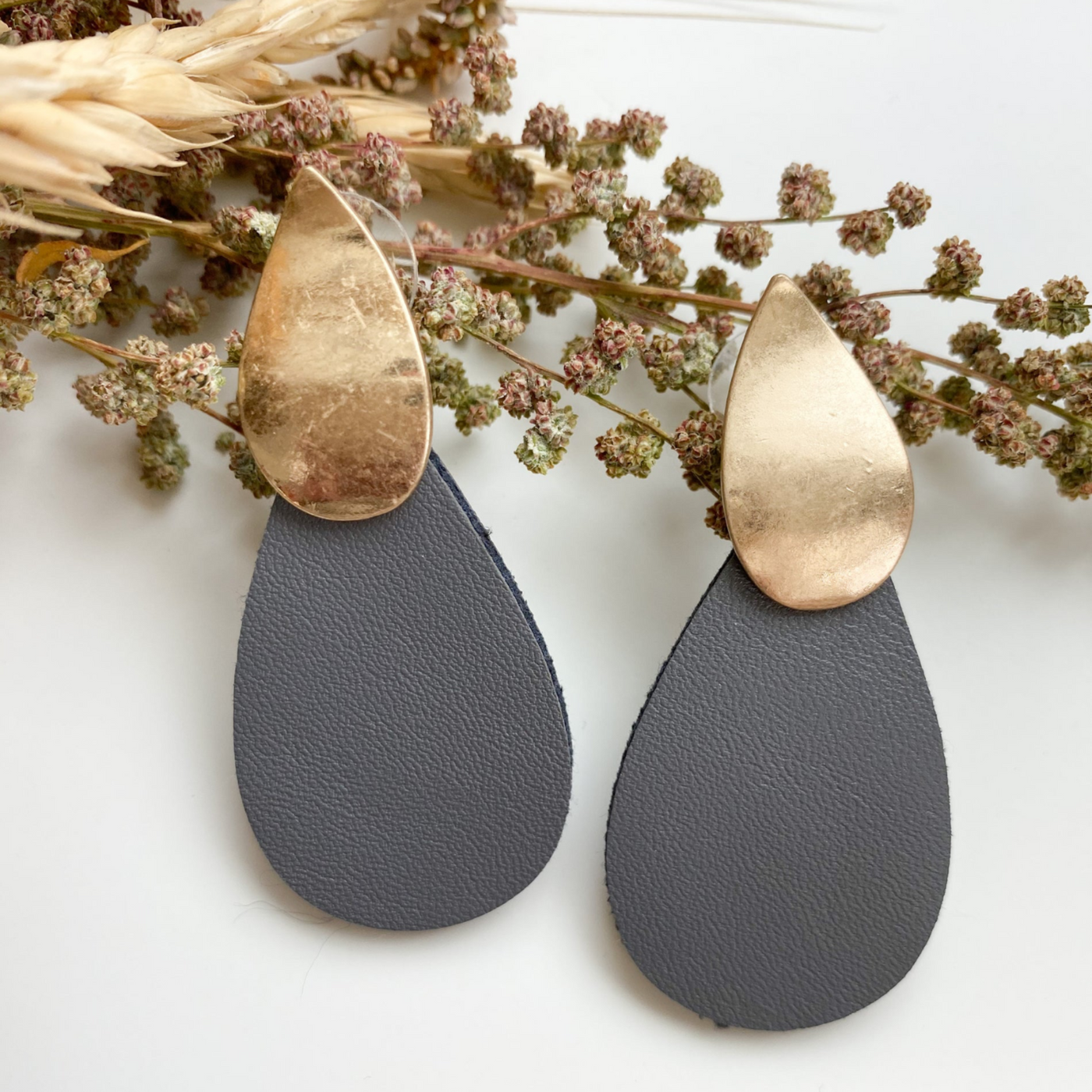 Sedona Earring Grey